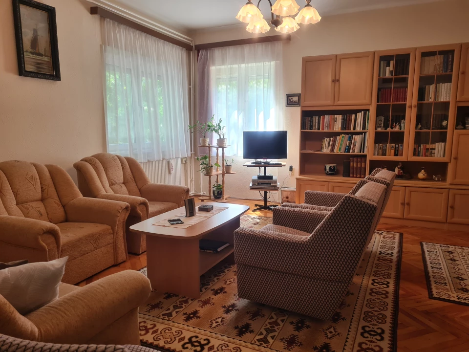 Eladó családi ház, Győr