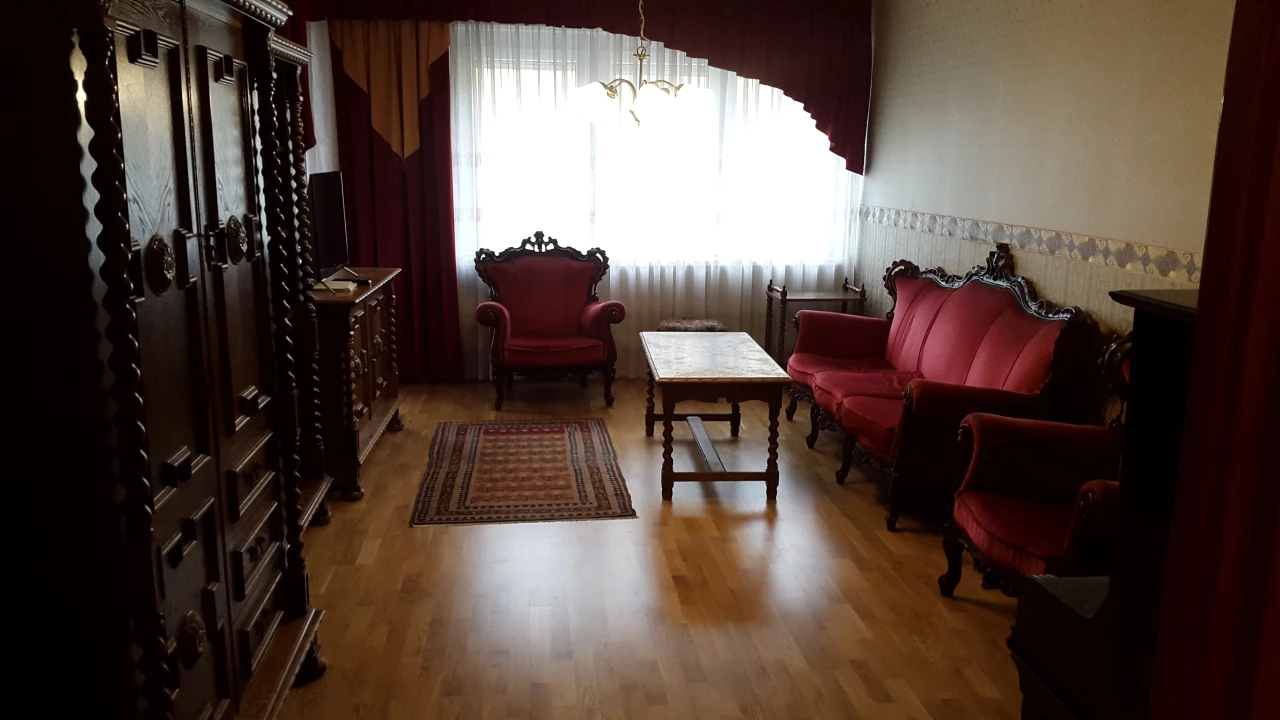 Kiadó téglalakás, Győr, Árpád út