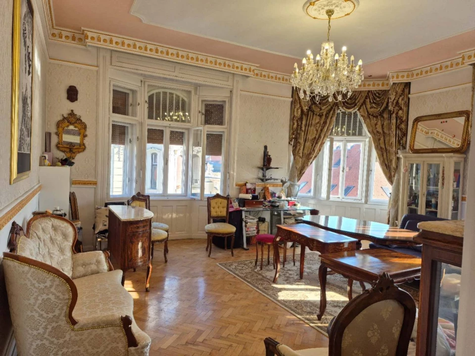 For sale brick flat, Győr