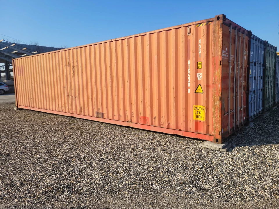 Kiadó vidéki raktárak, Győr