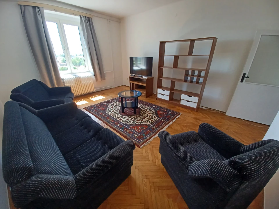 c3-2-name c2-19-name, Győr