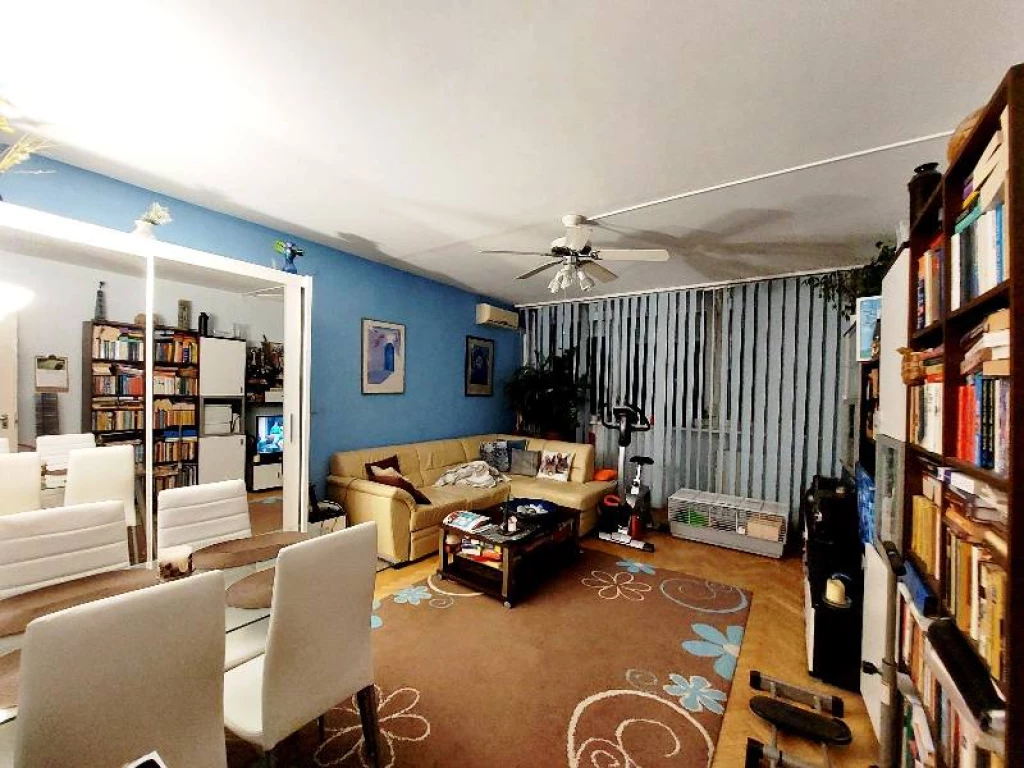 Eladó panellakás, Budapest XIV. kerület, Rákosfalva