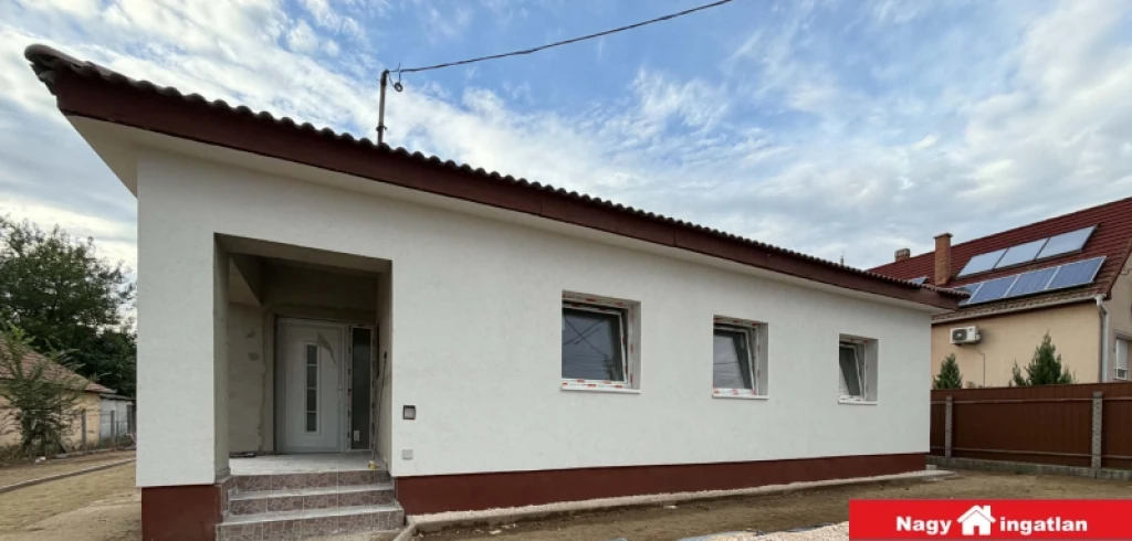 Eladó családi ház, Örkény