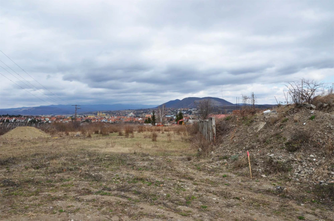 For sale industrial plot, Eger