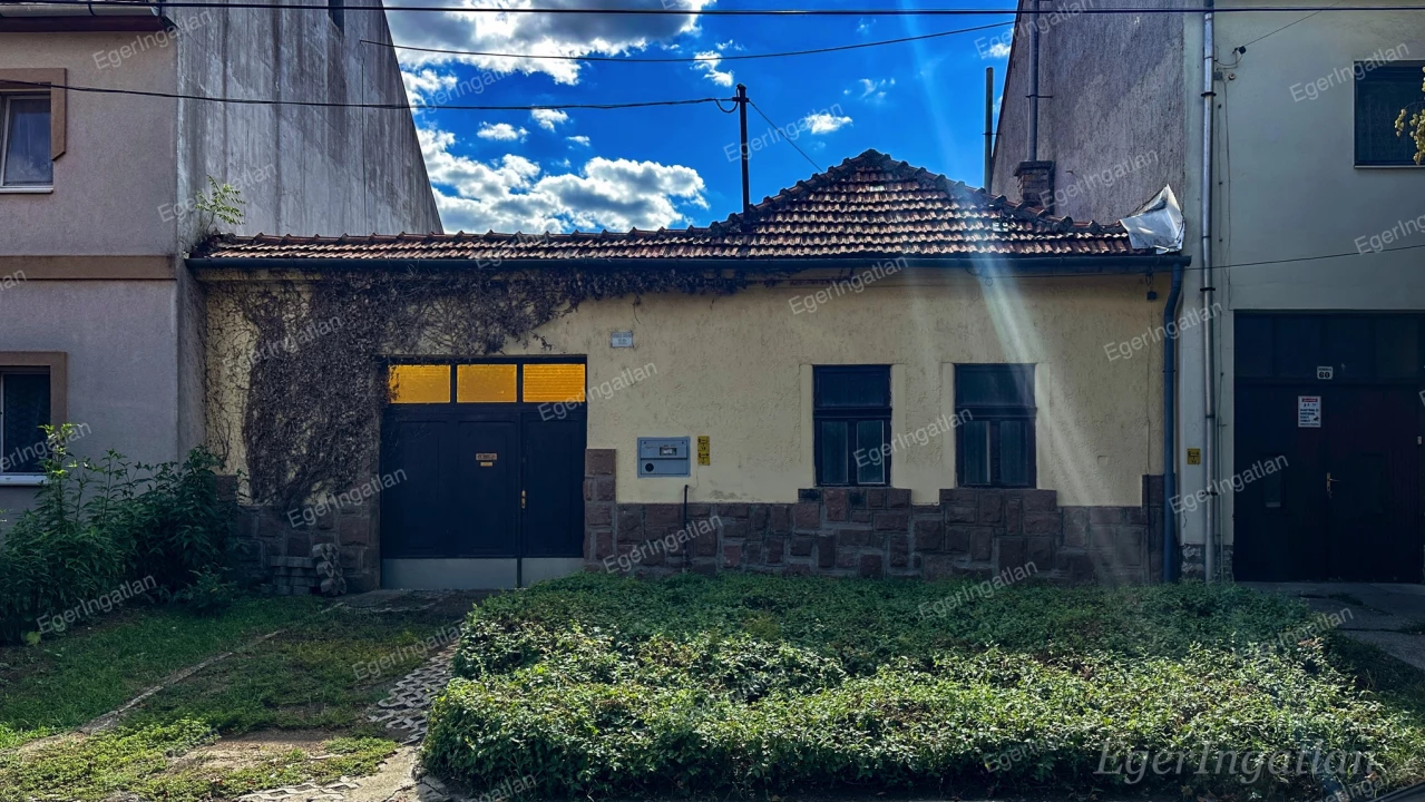 Eladó építési telek, Eger