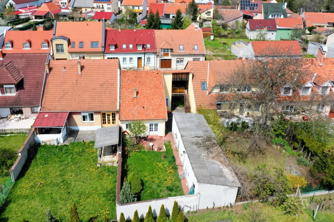 Eladó családi ház, Eger