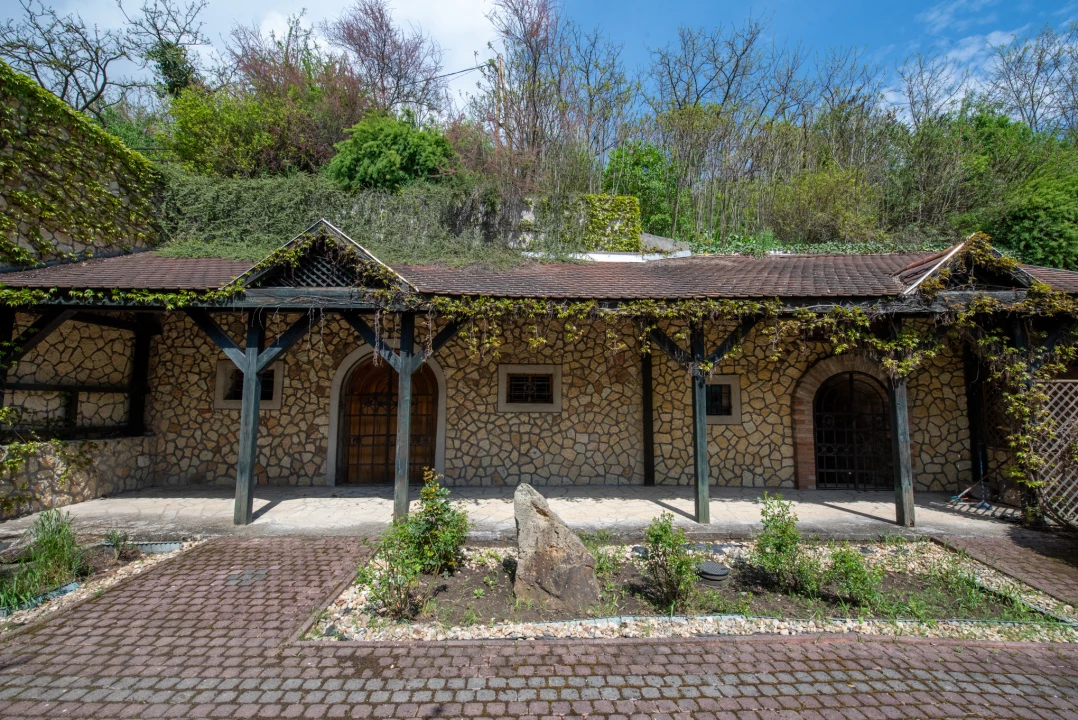 c3-1-name c2-86-name, Eger