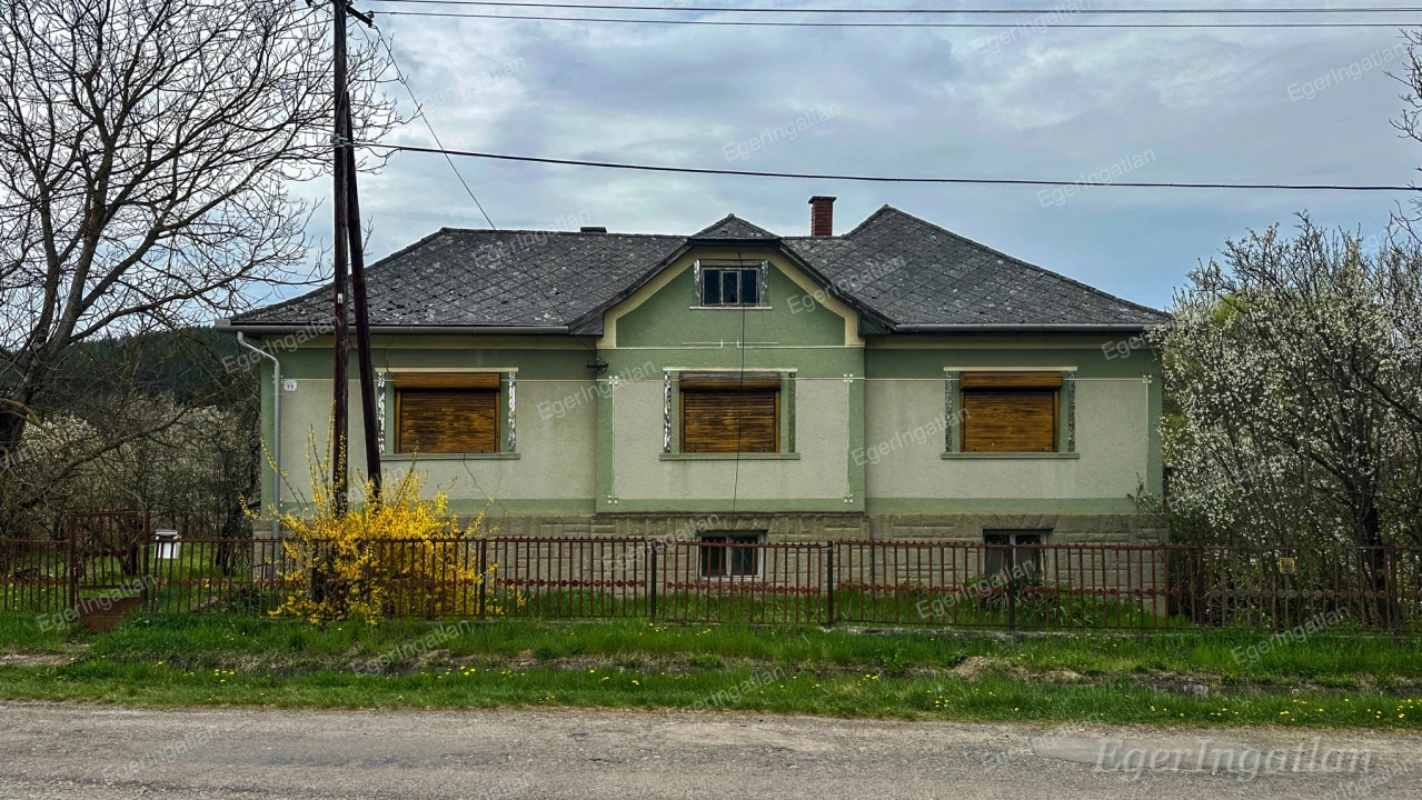 Eladó családi ház, Egerbocs