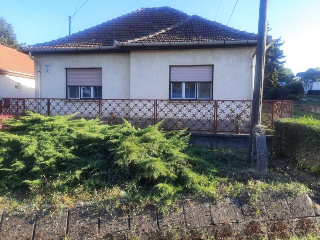 Eladó családi ház, Nagyréde