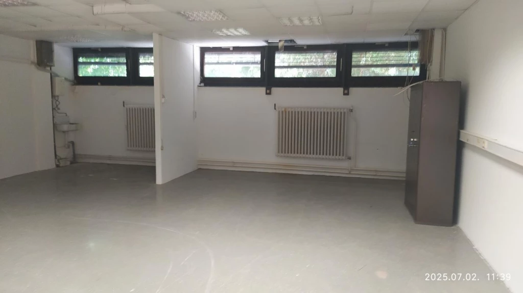 For rent depository, Budapest III. kerület