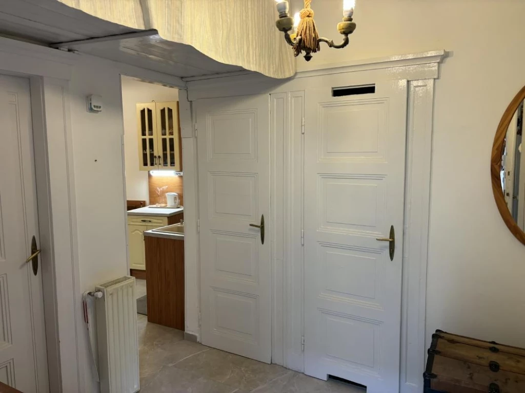 For rent brick flat, Budapest XII. kerület, Hegyvidék