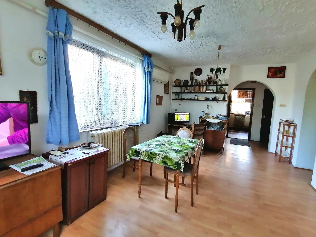 For sale house, Pusztaszabolcs