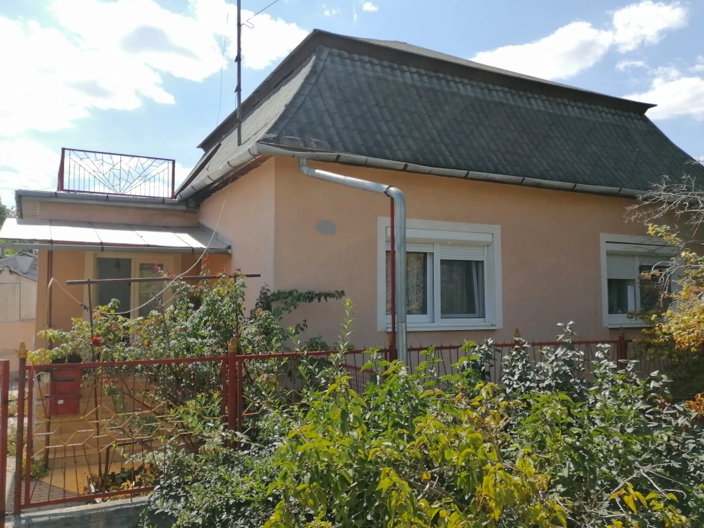 For sale house, Pusztaszabolcs