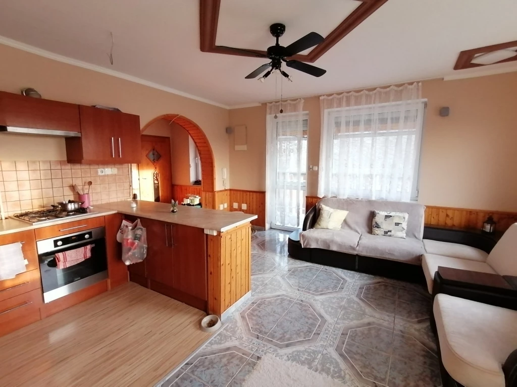 For sale house, Pusztaszabolcs