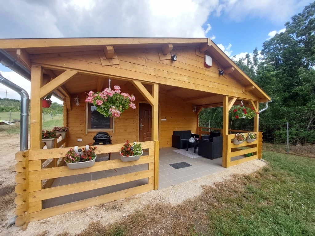 For sale house, Kápolnásnyék