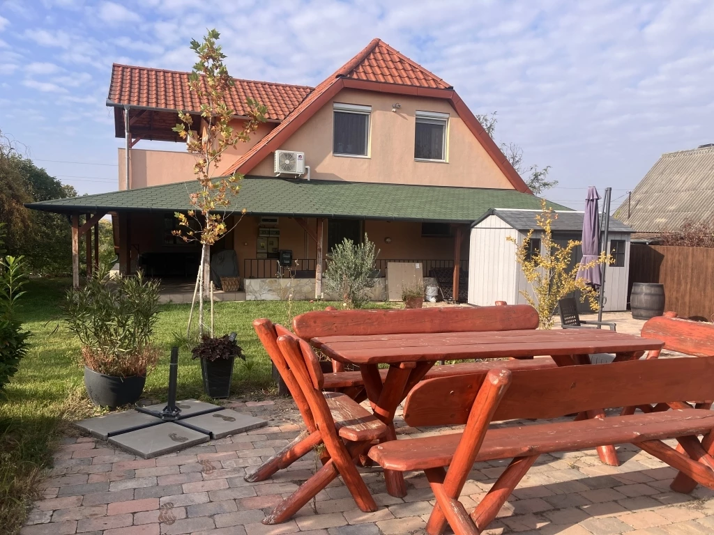 For sale house, Seregélyes