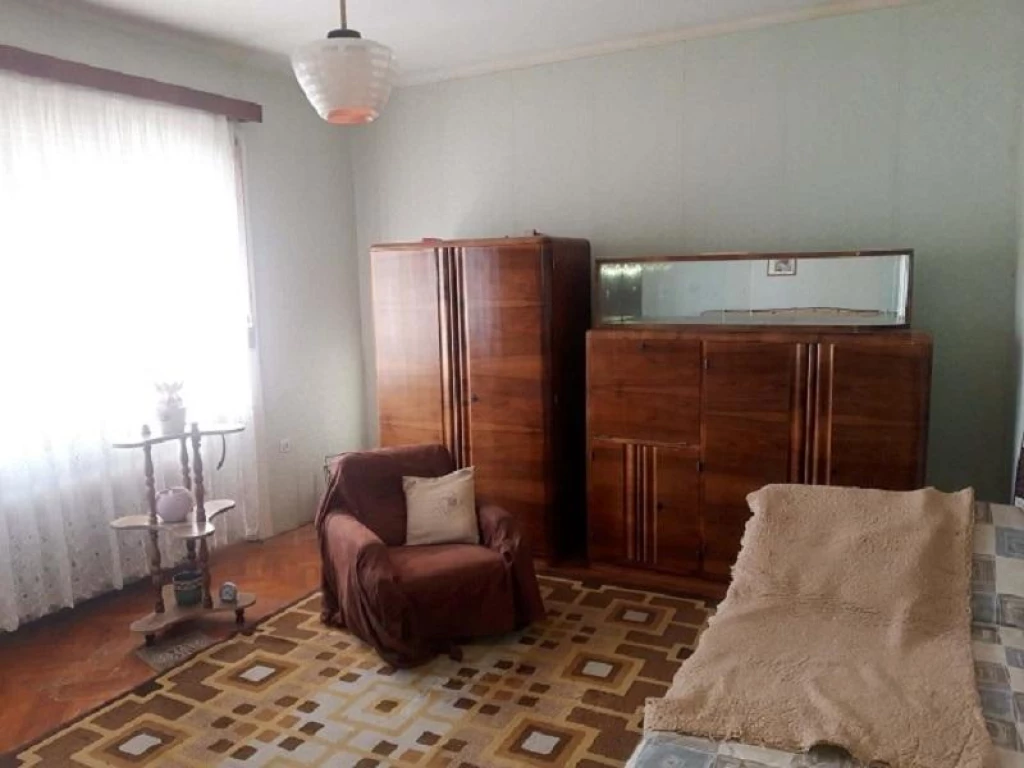 Öreghegyi családi ház - jó adottságok - sok lehetőség