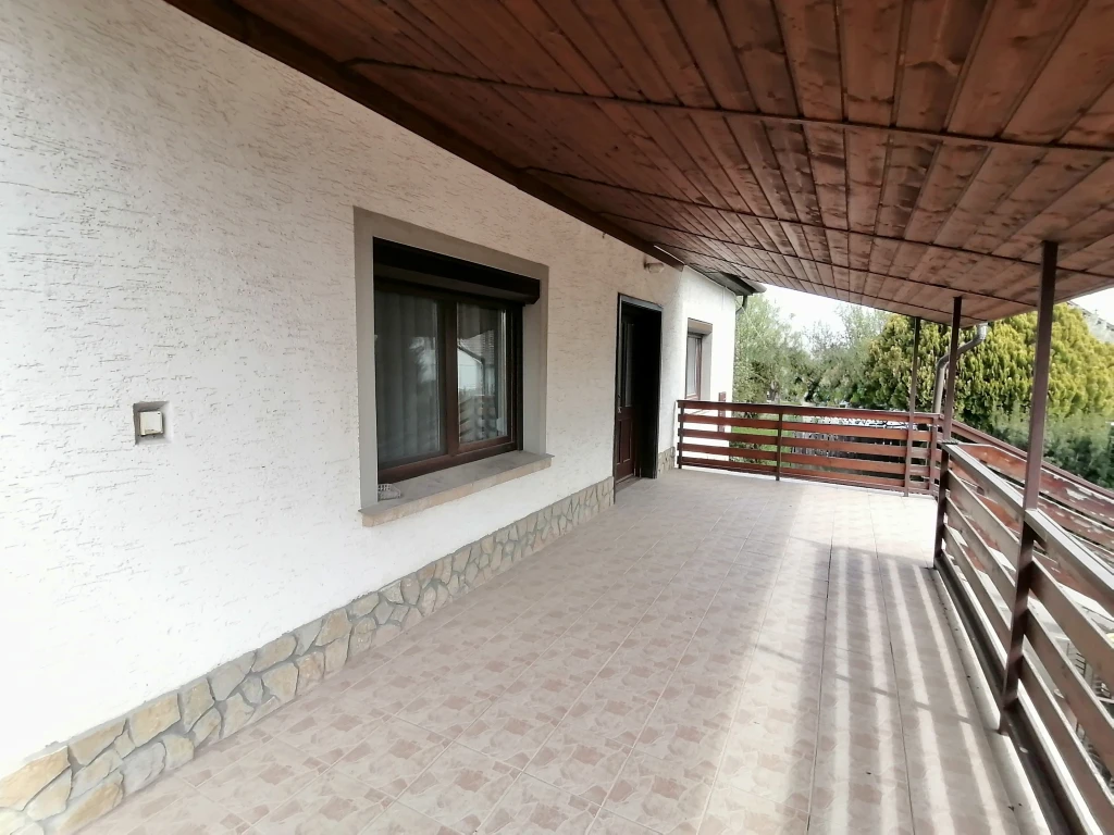 c3-1-name c2-1-name, Pusztaszabolcs