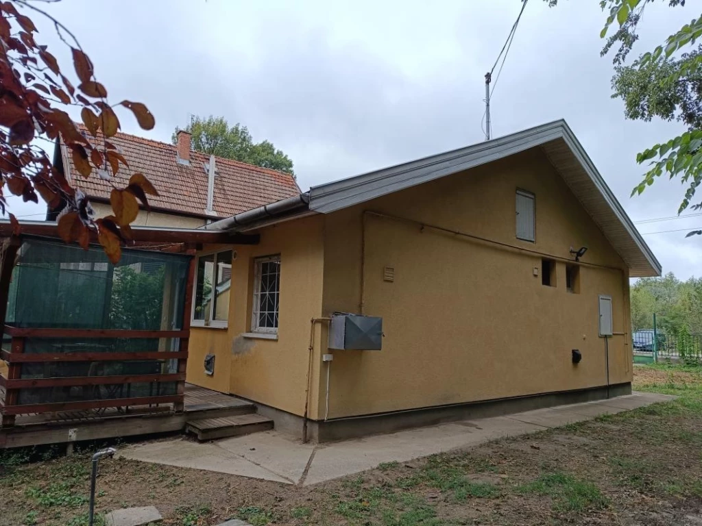 For sale weekend house, Szigethalom