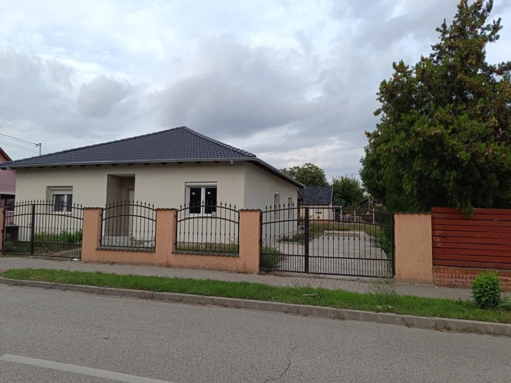 For sale house, Szigethalom