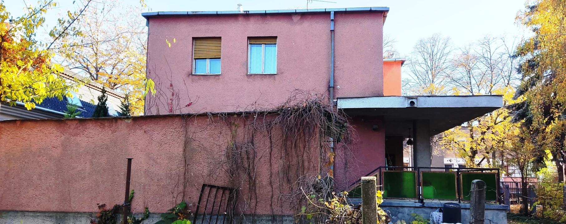 Eladó villa, kastély, Debrecen, Izsó utca