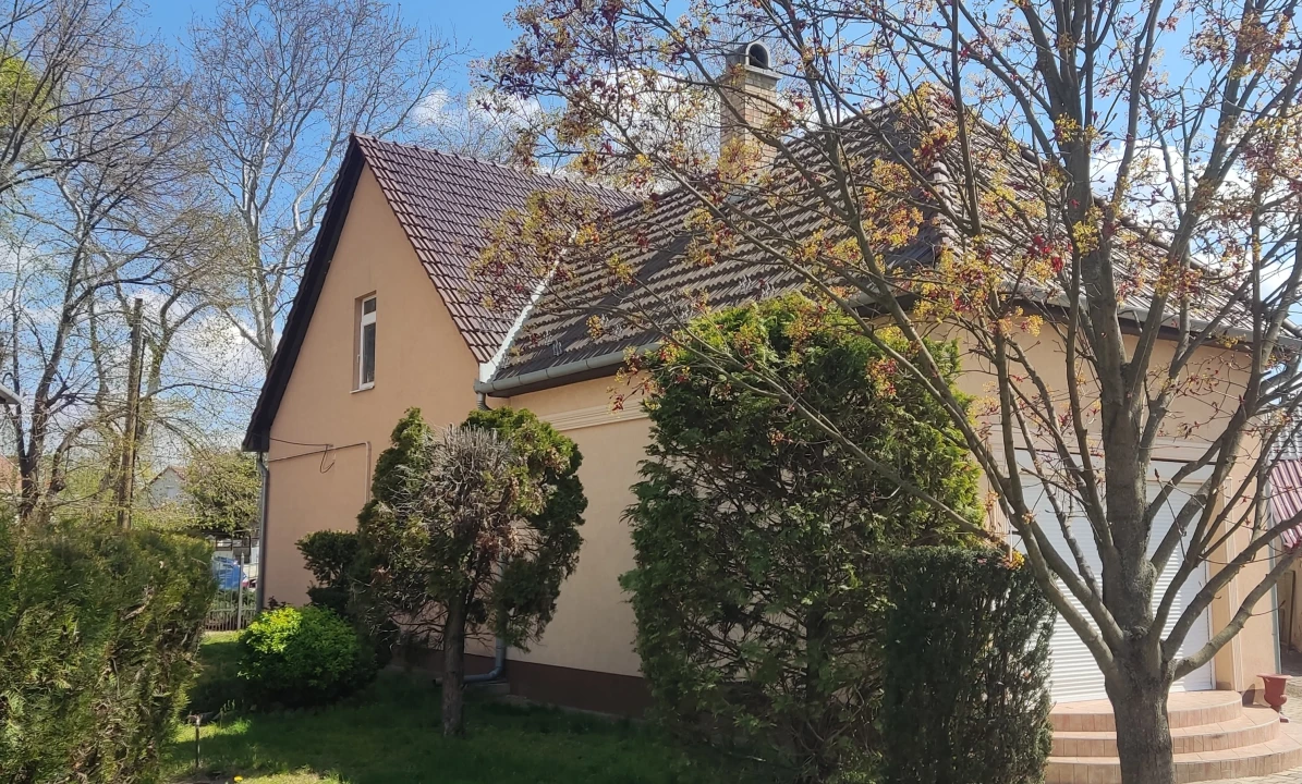 Eladó családi ház, Debrecen