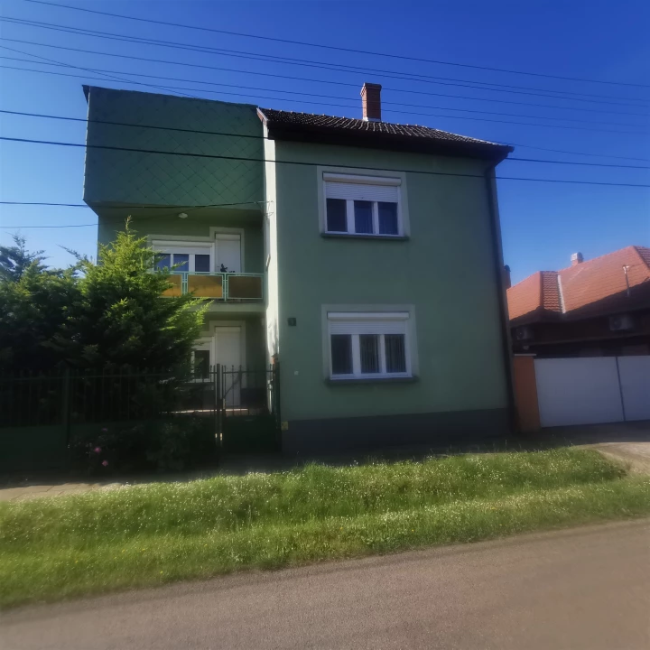 Eladó családi ház, Gyula