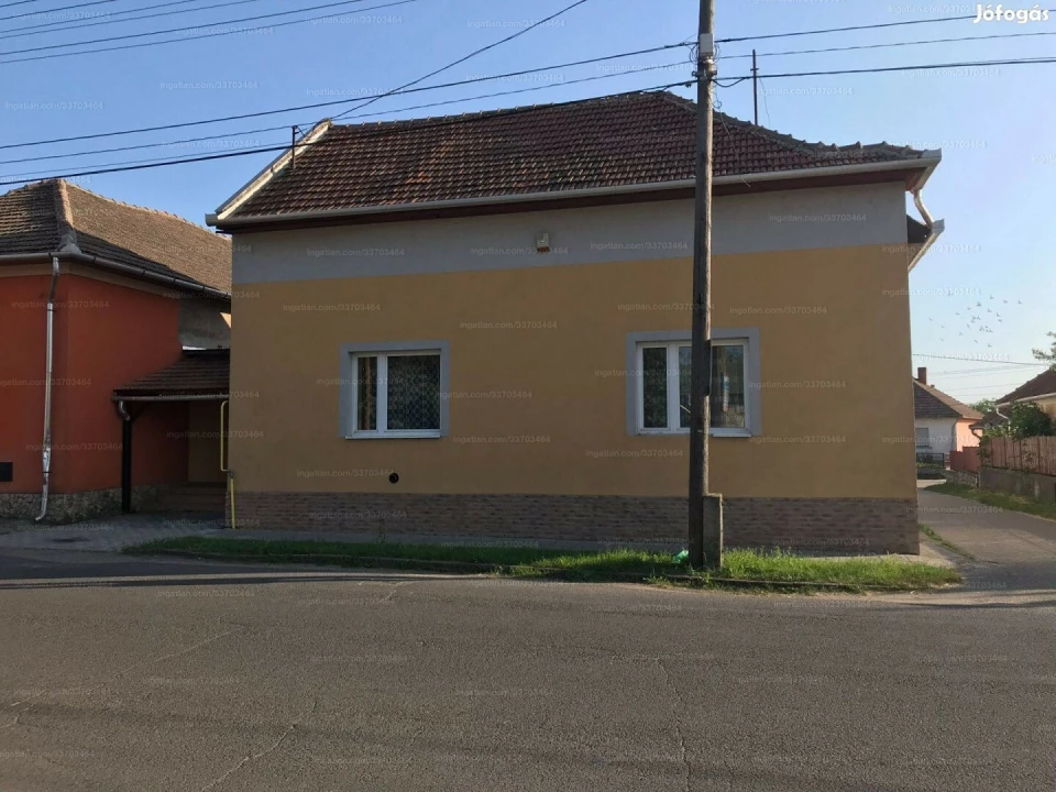 For sale house, Szentistván, Széchenyi út 22