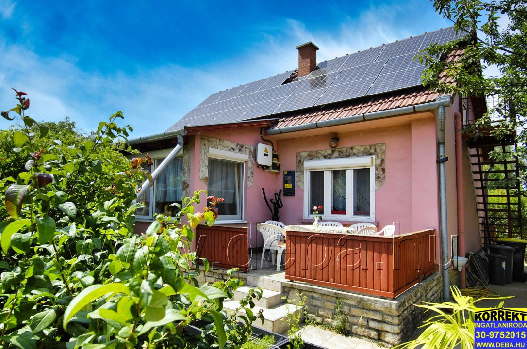 Eladó családi ház, Balatonszárszó