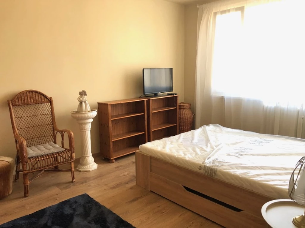 For rent panel flat, Debrecen, Belváros