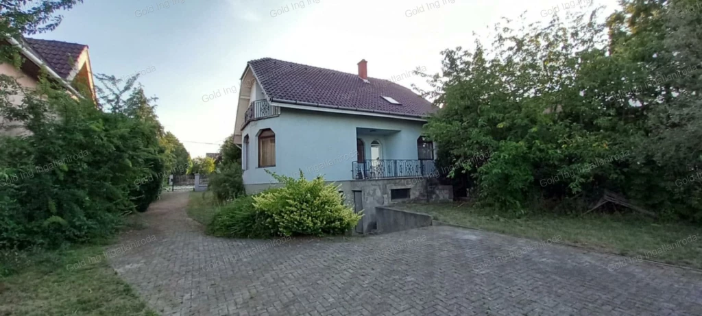 Székesfehérváron családi ház eladó