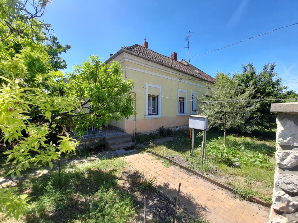 For sale semi-detached house, Pápa