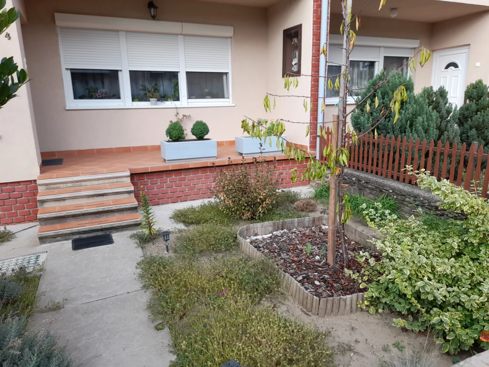 For sale terraced house, Pápa