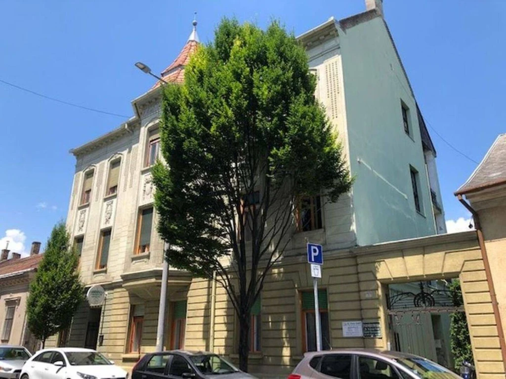 Eladó Társasházi lakás, Keszthely, Belváros, 92nm, 75900000 Ft