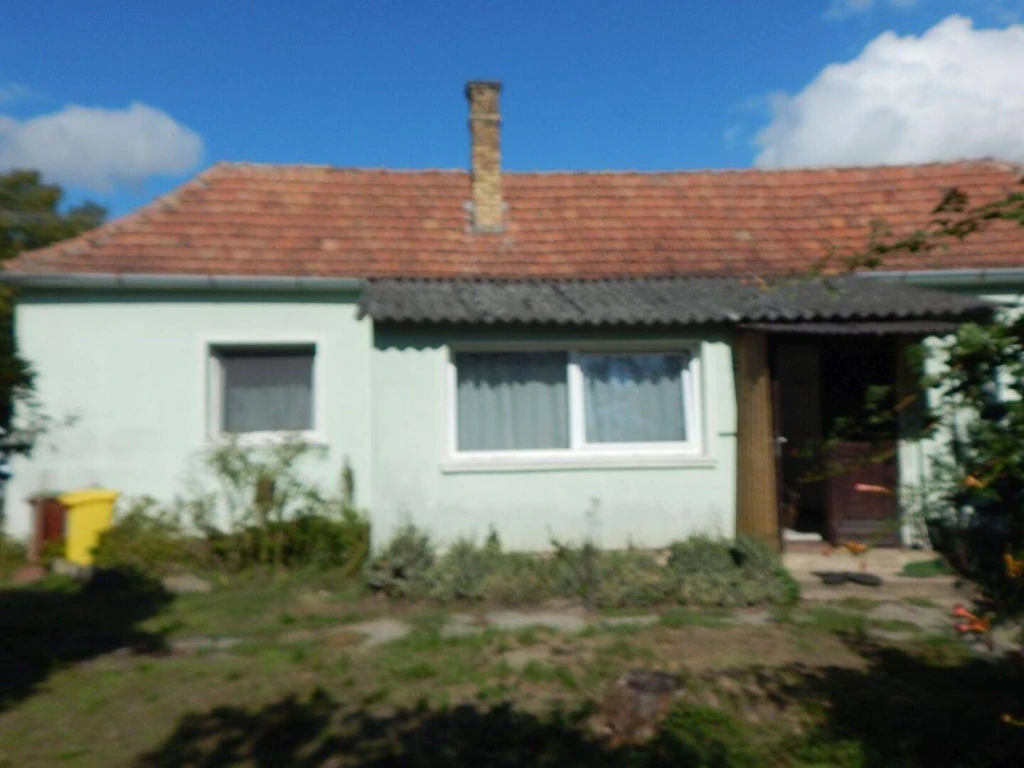 Eladó Családi ház, Tapolca, Diszel, 62nm, 39900000 Ft