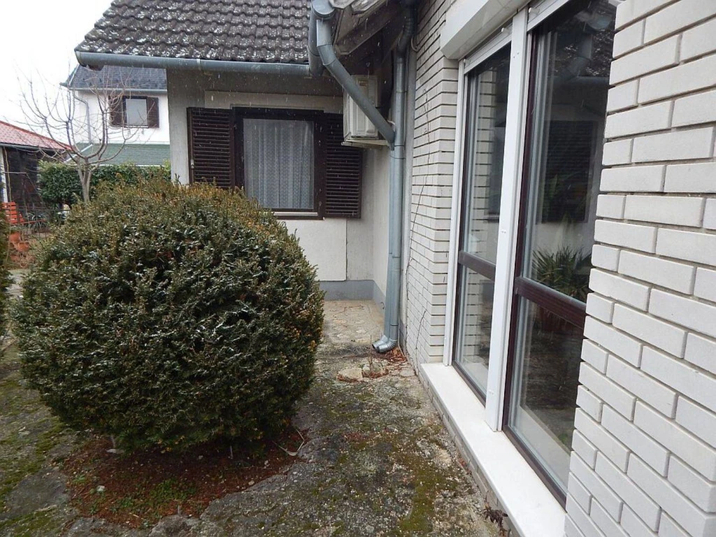 Eladó Családi ház, Csabrendek, 400nm, 117000000 Ft