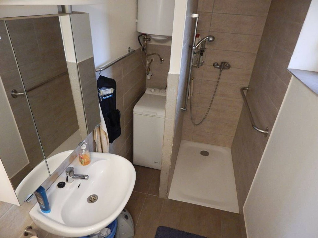 Eladó Családi ház, Zánka, 65nm, 65000000 Ft