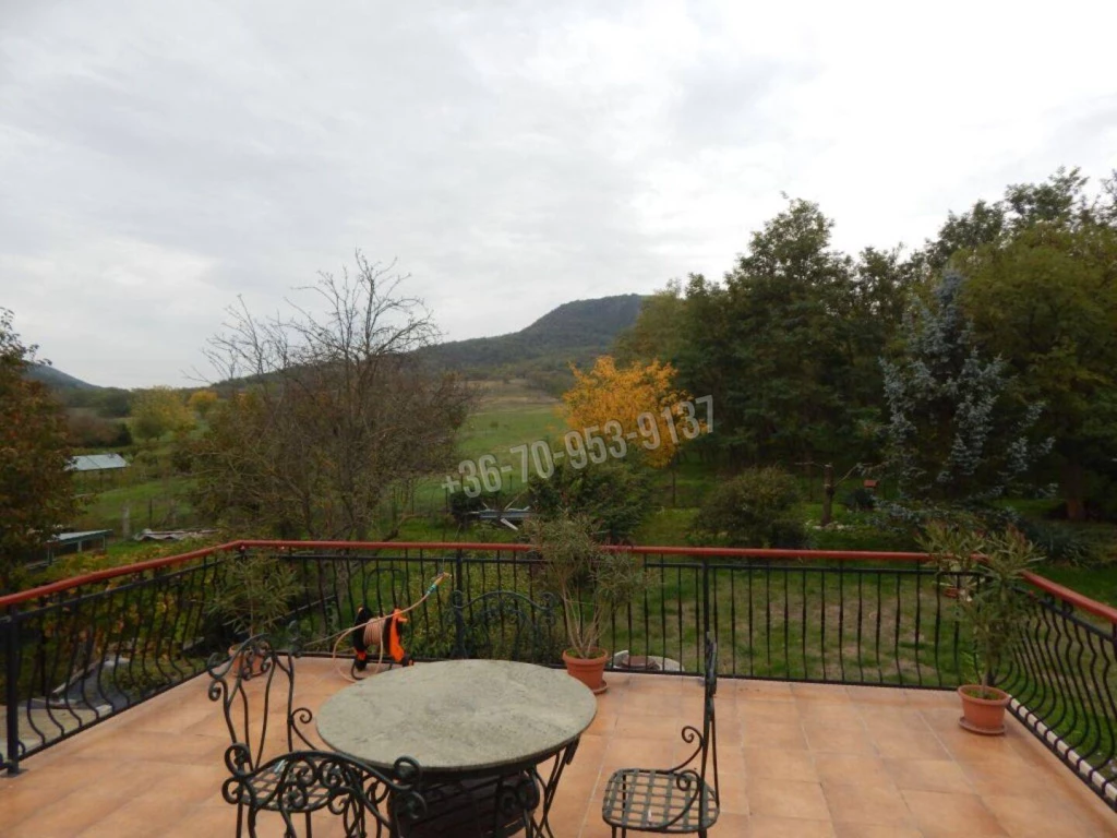 Eladó Családi ház, Tapolca,  Nincs megadva, 200nm, 125760000 Ft