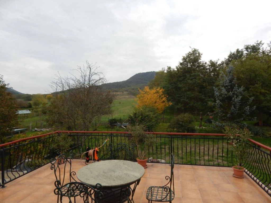 Eladó Családi ház, Tapolca,  Nincs megadva, 200nm, 116480000 Ft