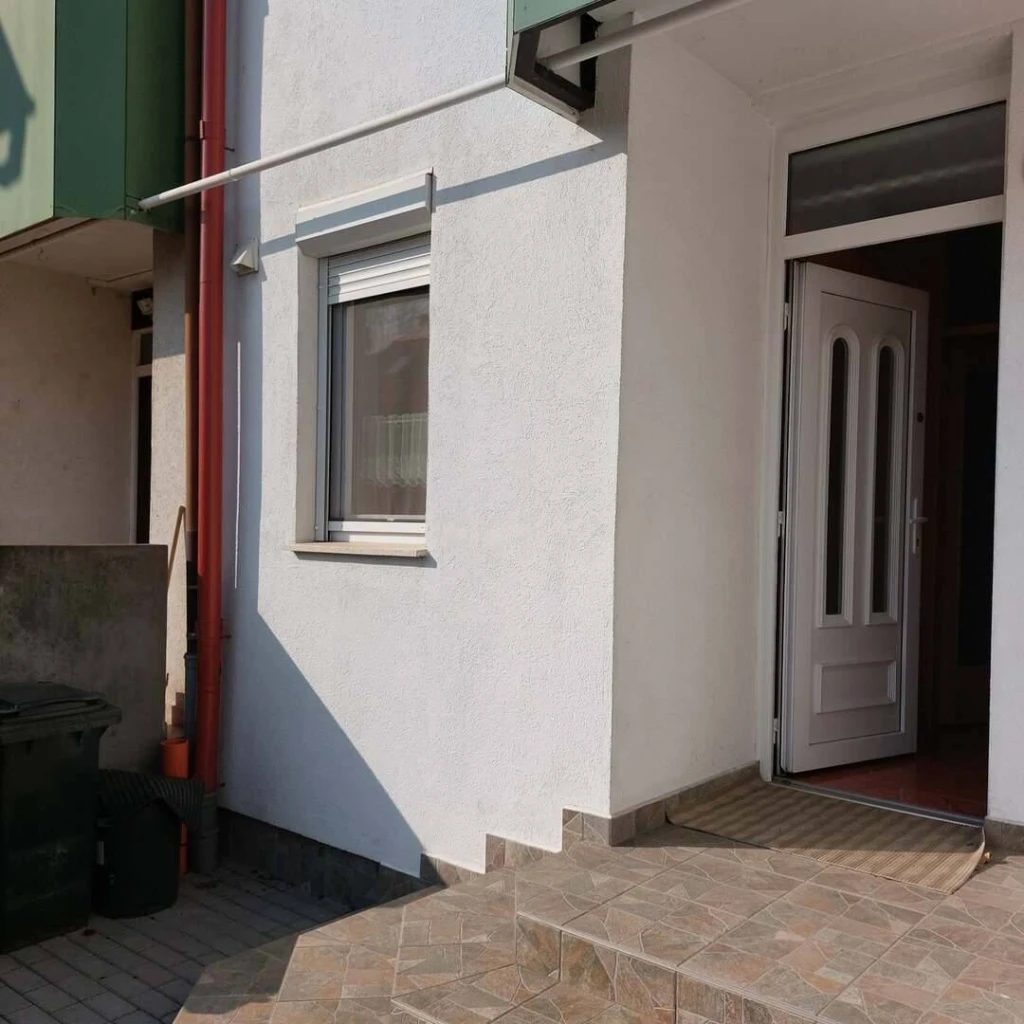 Eladó Sorház, Keszthely, Nyugati városrész, Sági János utca, 114nm, 95000000 Ft