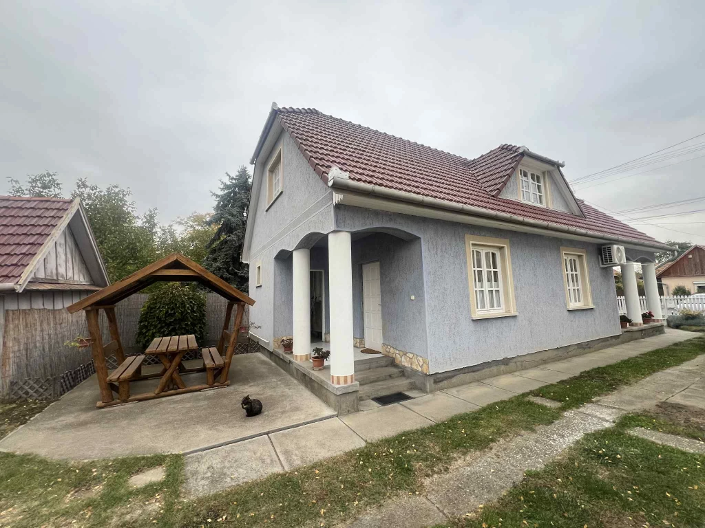 Eladó családi ház, Jászapáti