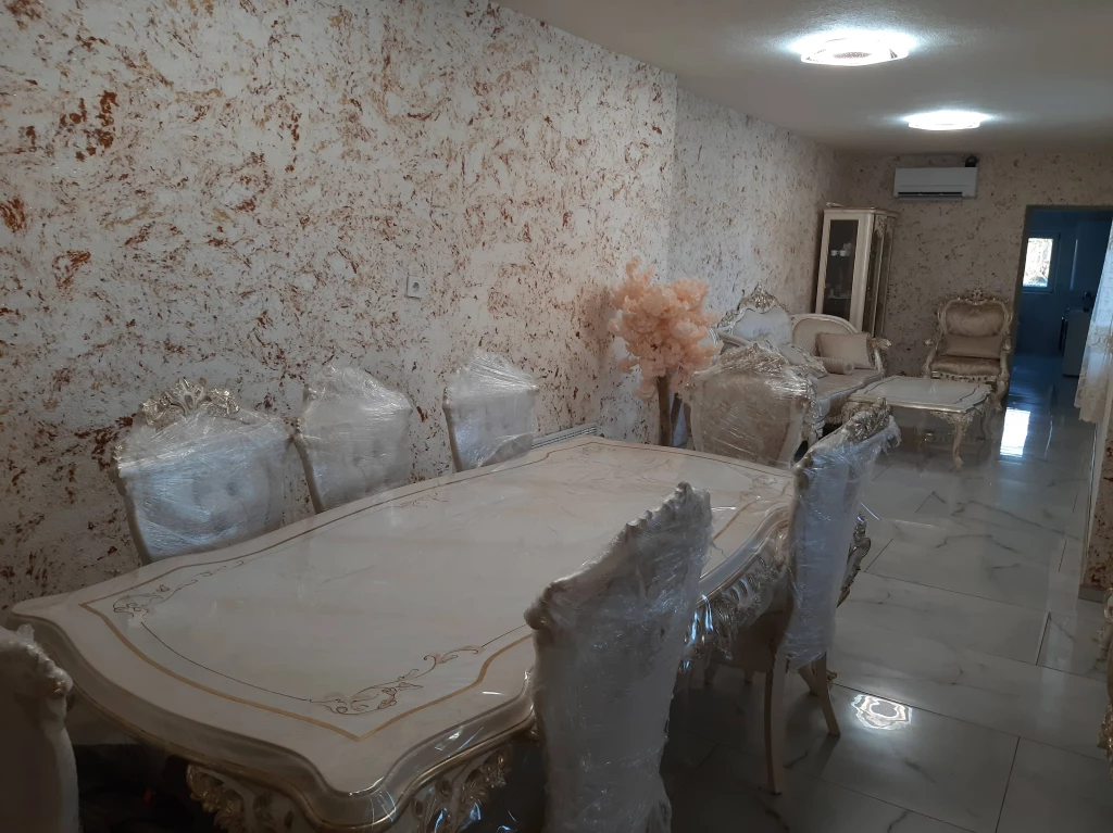 Eladó családi ház, Tura