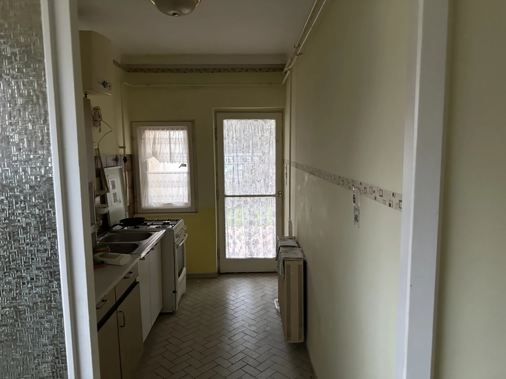 Eladó családi ház, Jászberény