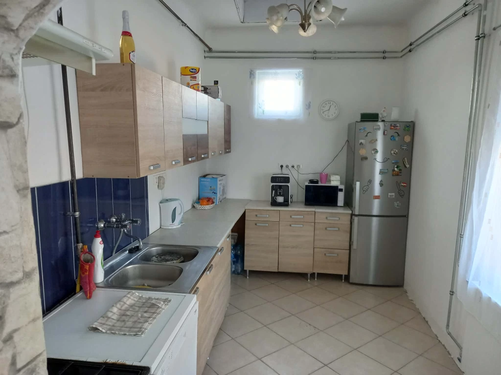 Eladó családi ház, Jászkisér