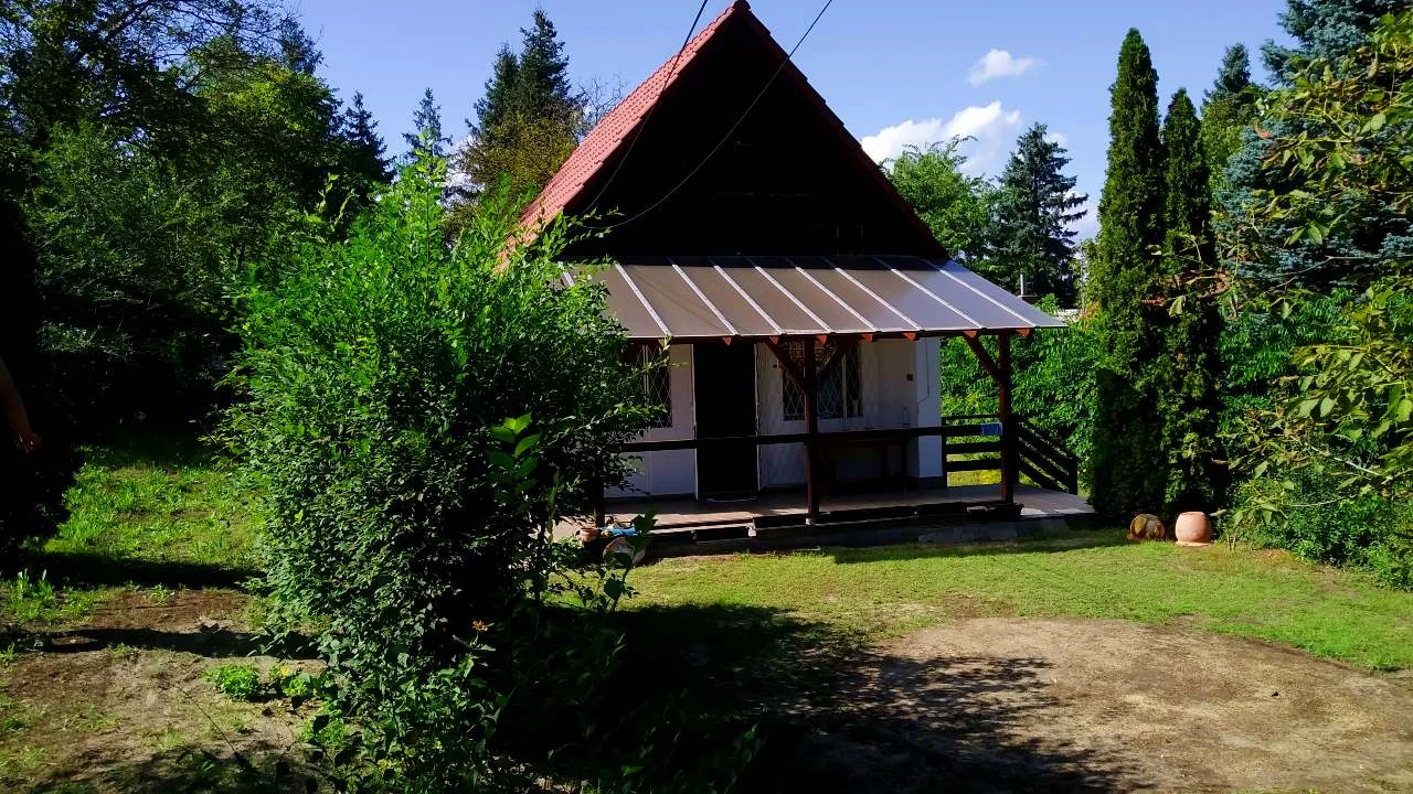 Eladó családi ház, Pócsmegyer