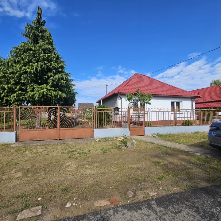 For sale house, Nyírtura