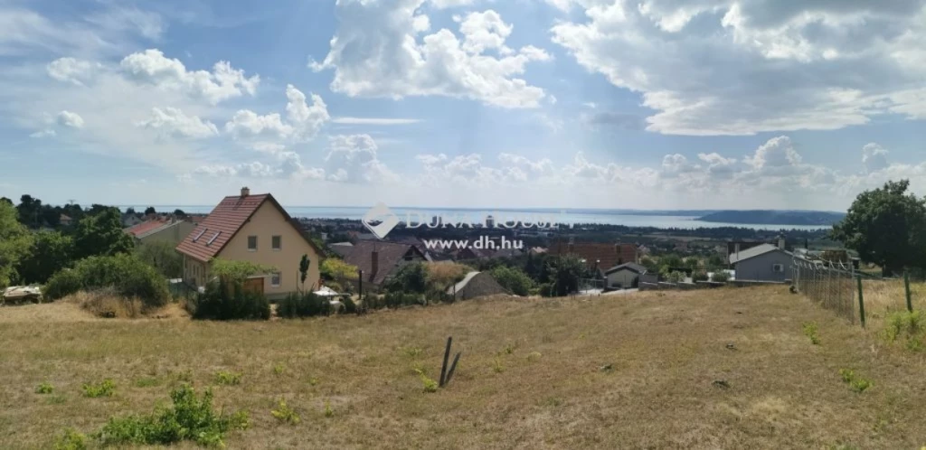 Eladó telek, Balatonfüred