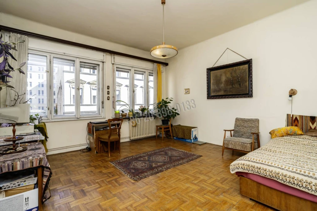 c3-1-name c2-19-name, Budapest IX. kerület, Belső Ferencváros, Lónyay utca