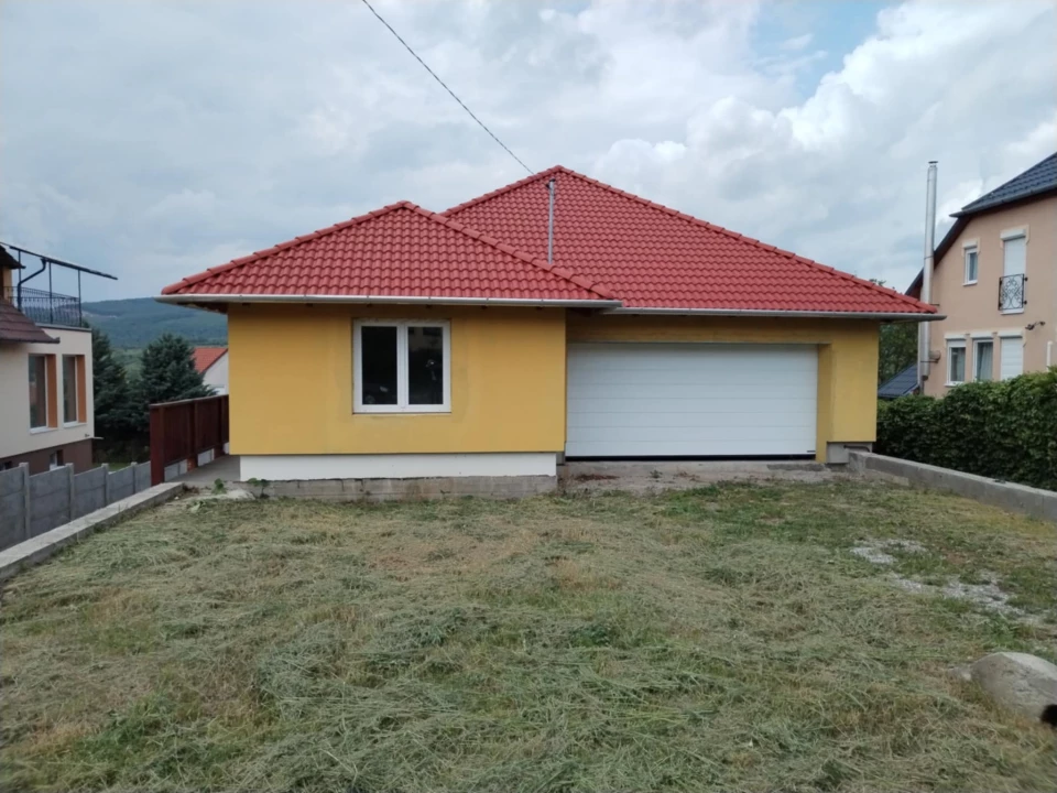Eladó családi ház, Felsőtárkány