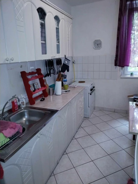 Kiadó téglalakás, Eger